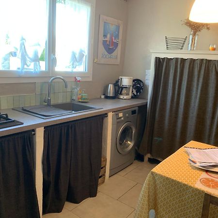 Gite Les Petits Poissons Verts Et Massages La Jarrie 外观 照片